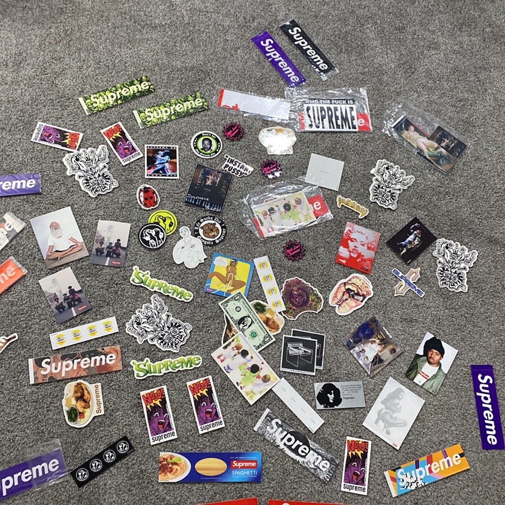 Supreme “Loose” Sticker Collection - Picture 3 of 9